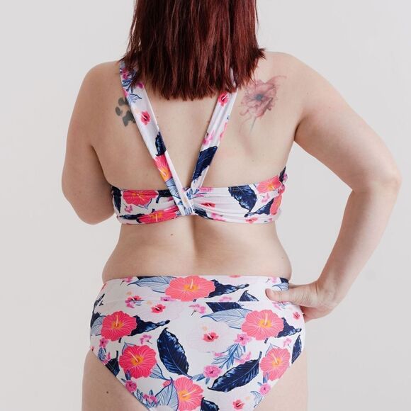 NWT Medium: Crossback Athletic Bikini Swimsuit Top / Sports Bralette in Wild … - Picture 10 of 13